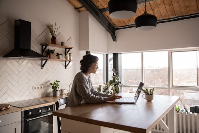 freelancer working on a laptop on a desk